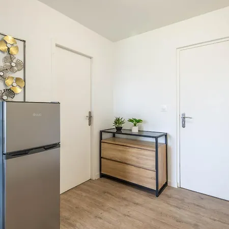 M5 Marquer Beau T2 Centre Annemasse